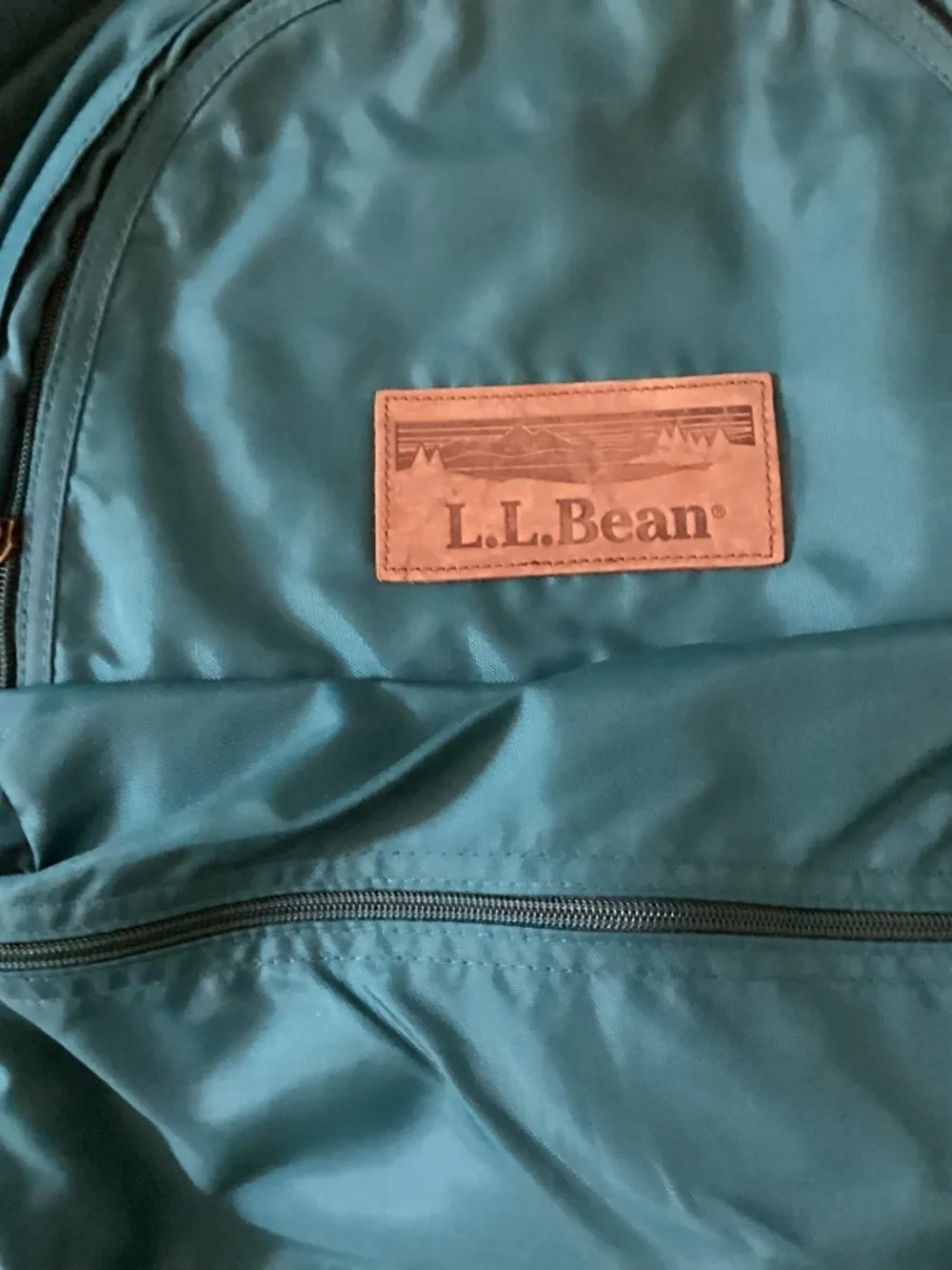 L.L. Bean Backpack & Leather Blanket Strap Bedroll Hiking Outdoor Green Leather - Picture 3 of 14